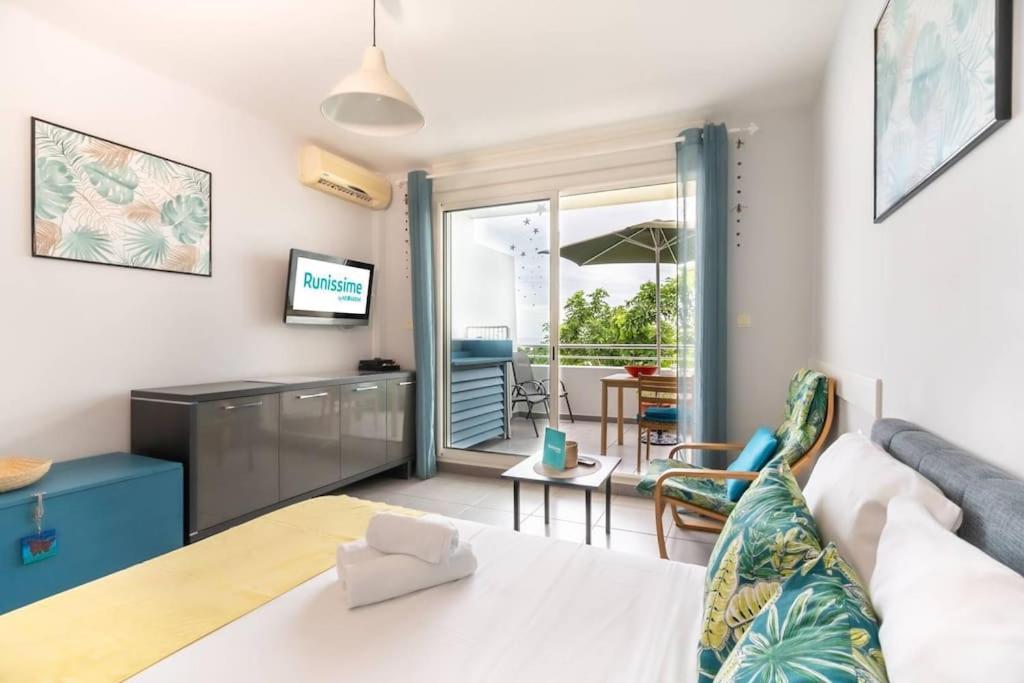 Flamboyant - Studio 2 Personnes Avec Lit De Qualite Hoteliere Separable Pour Couple Ou Amis Avec Tres Belle Terrasse A 12 Min A Pied Ou 4 Min En Voiture Du Lagon De L'Ermitage - St Gilles Les Bains La Saline Le Bains Eksteriør bilde